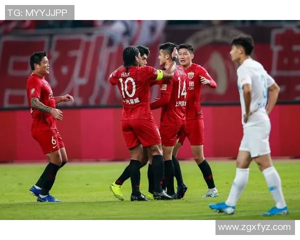恒大与上港精彩对决回顾赛场瞬间重温与战术分析